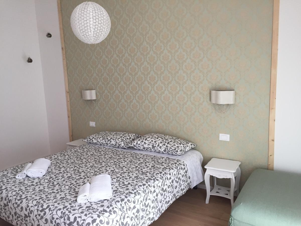 Dante Rooms And Apartment Trento Exterior photo